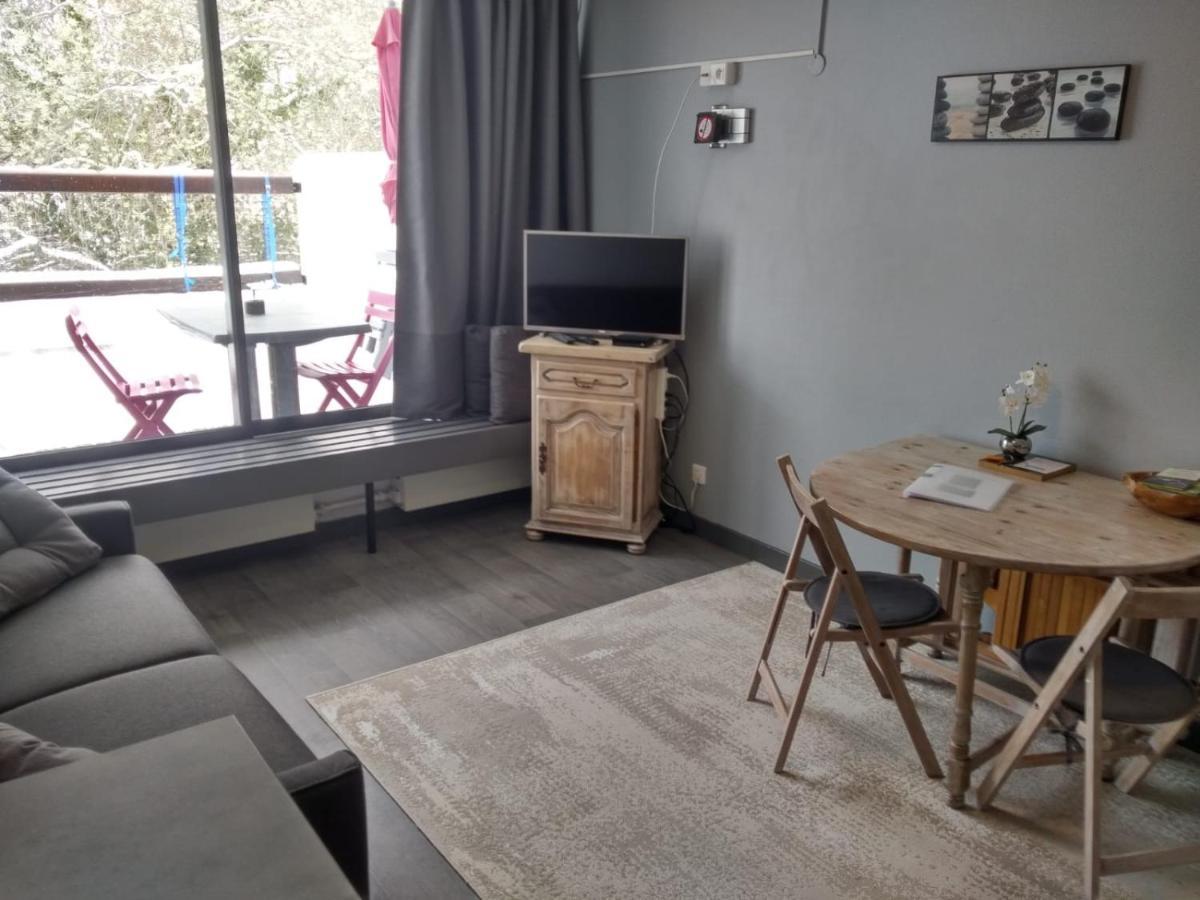 Studio Au Coeur Des Volcans D Auvergne - Murol Ngoại thất bức ảnh